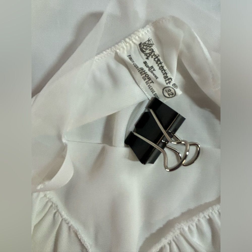 Vintage 70s Slip White Nylon Embroidered Sheer Trim Aristocraft 32B Small - Picture 4 of 8